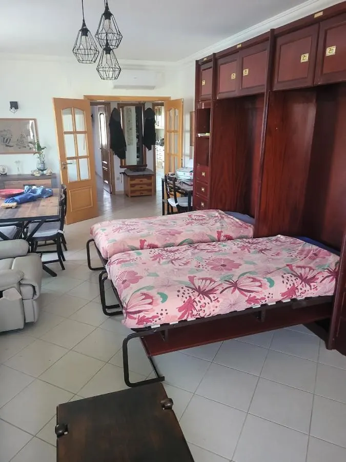 Appartement T1 Proche Plage Armacao de Pera Apartment